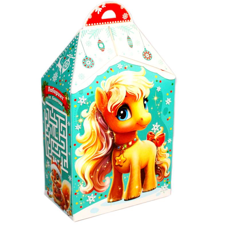 Сладкий новогодний подарок в картонной упаковке весом 600 грамм
